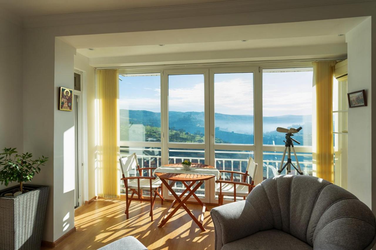Tsarevets Panoramic Apartments ヴェリコ・タルノヴォ エクステリア 写真