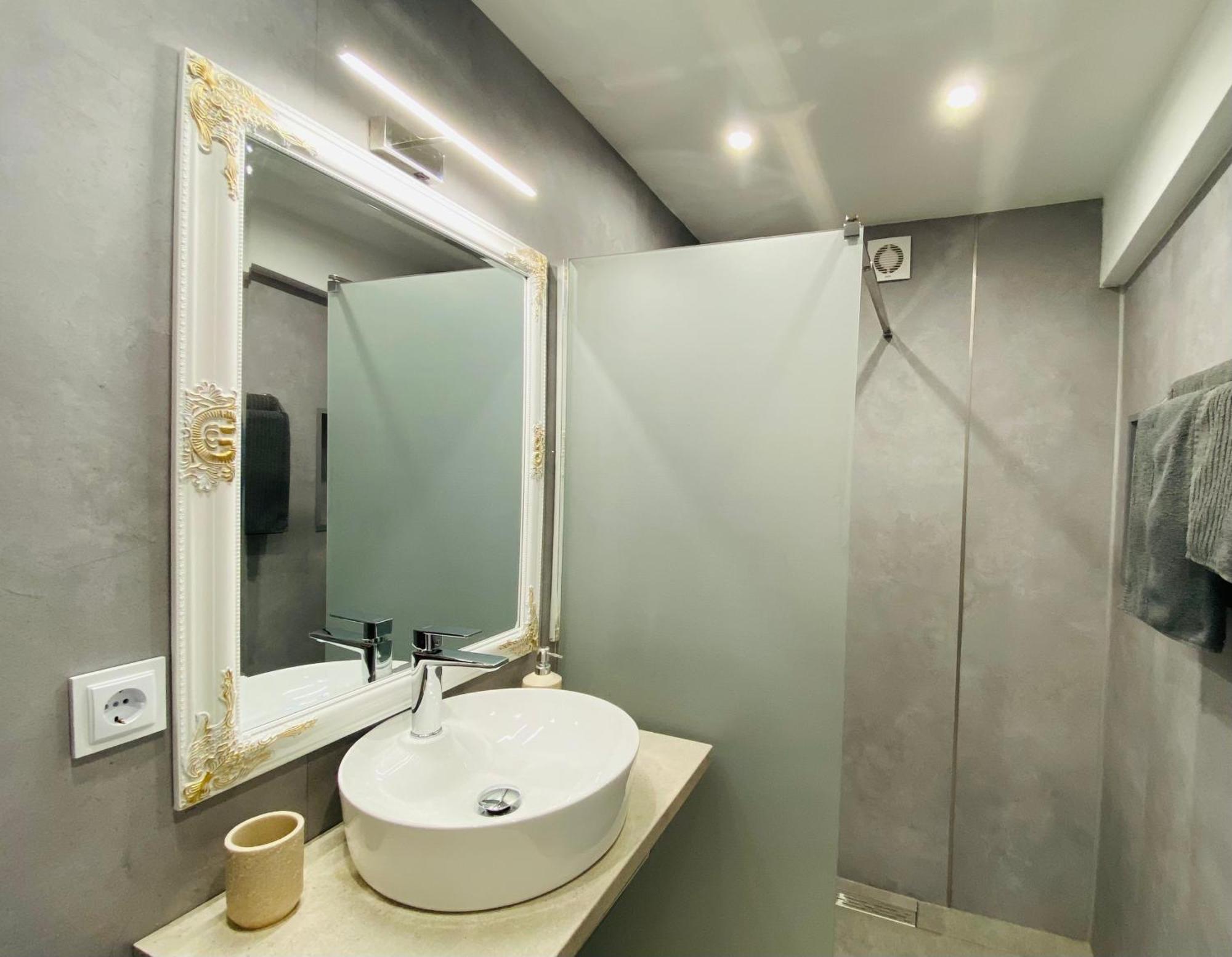 Tsarevets Panoramic Apartments ヴェリコ・タルノヴォ エクステリア 写真